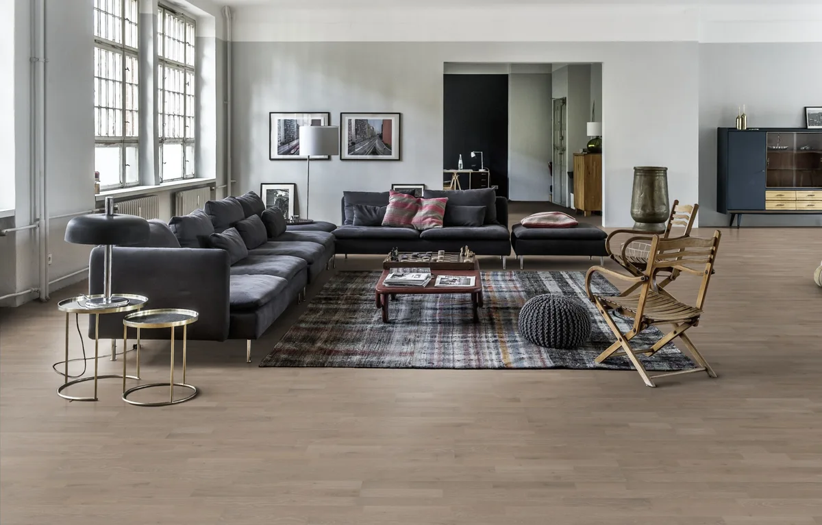 Паркетная доска Kahrs Гармония Дуб Сплав Alloy 153N0BEKD1KW240 Lively 2423×200×15