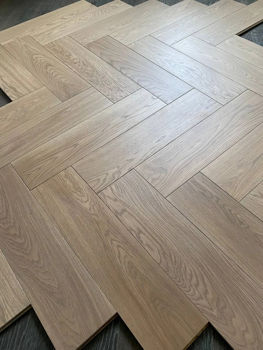 Инженерная доска Епаркет Дуб Северный селект лак венгерская елка 540×90×15