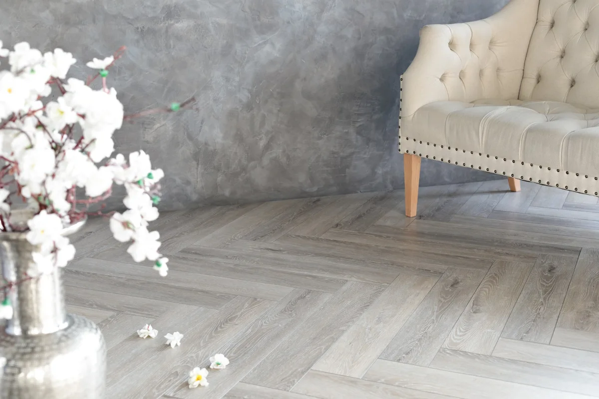 Кварцвиниловый SPC ламинат Aquafloor Parquet Plus AF6012PQ венгерская елка 720×120×7