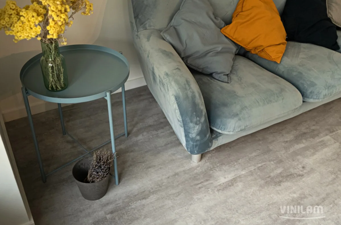 Кварцвиниловая плитка Vinilam клеевая Ceramo Stone Glue Цемент Светлый 71614 950×475×2,5