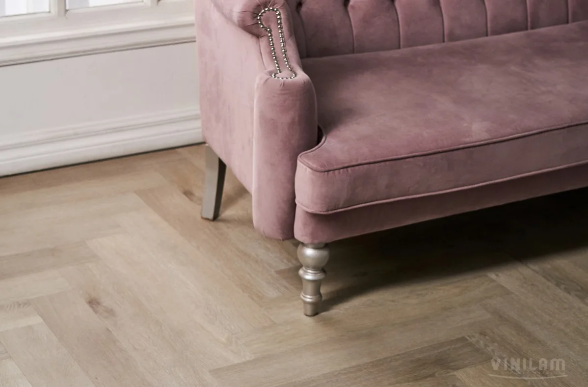 Кварцвиниловый SPC ламинат Vinilam Parquet Herringbone Паркет Скандинавский IS11188 венгерская елка 720×120×6,5