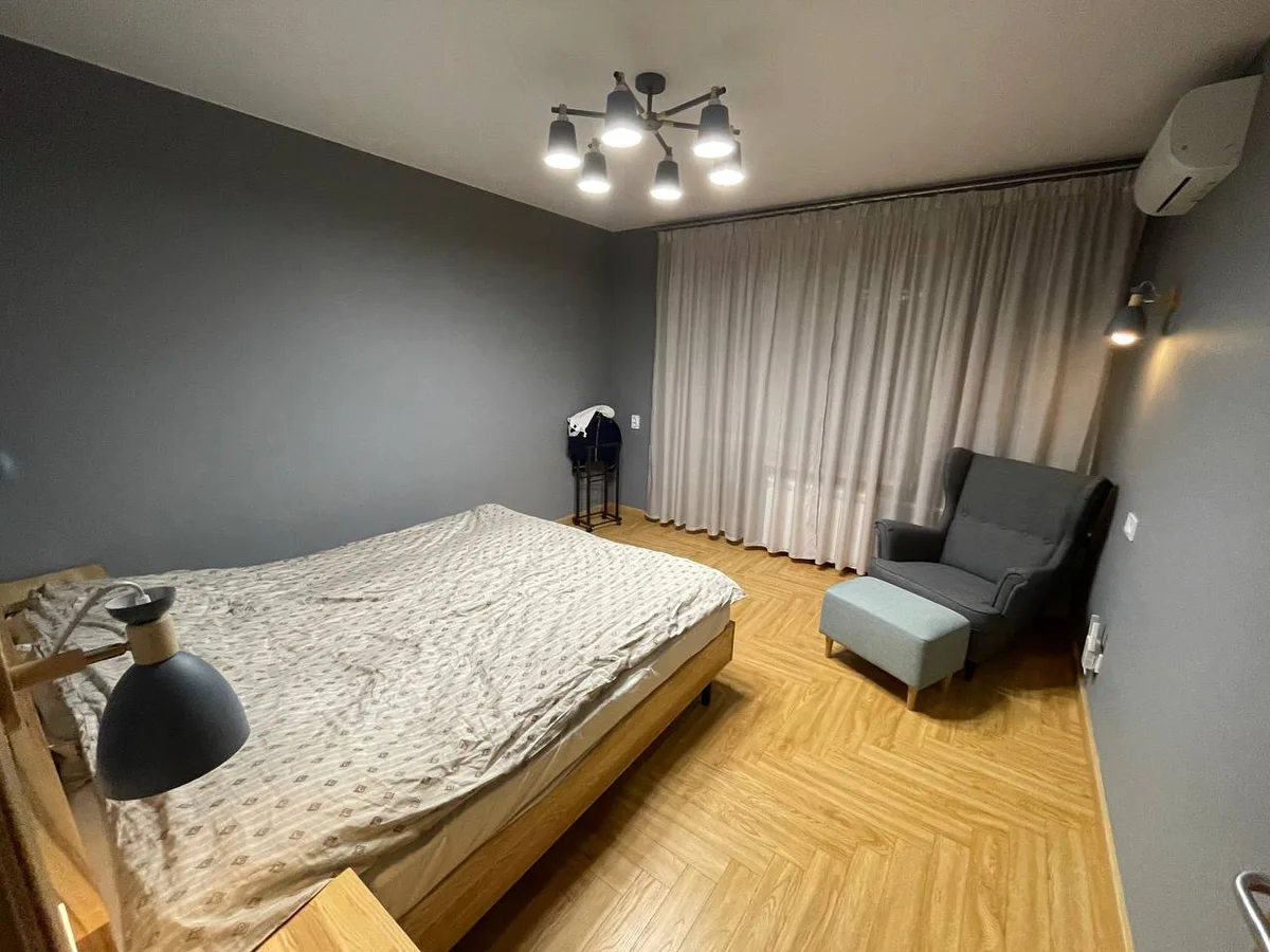 Ламинат Alpine Floor Herringbone 12 Дуб Пьемонт LF105-06 венгерская елка 600×100×12