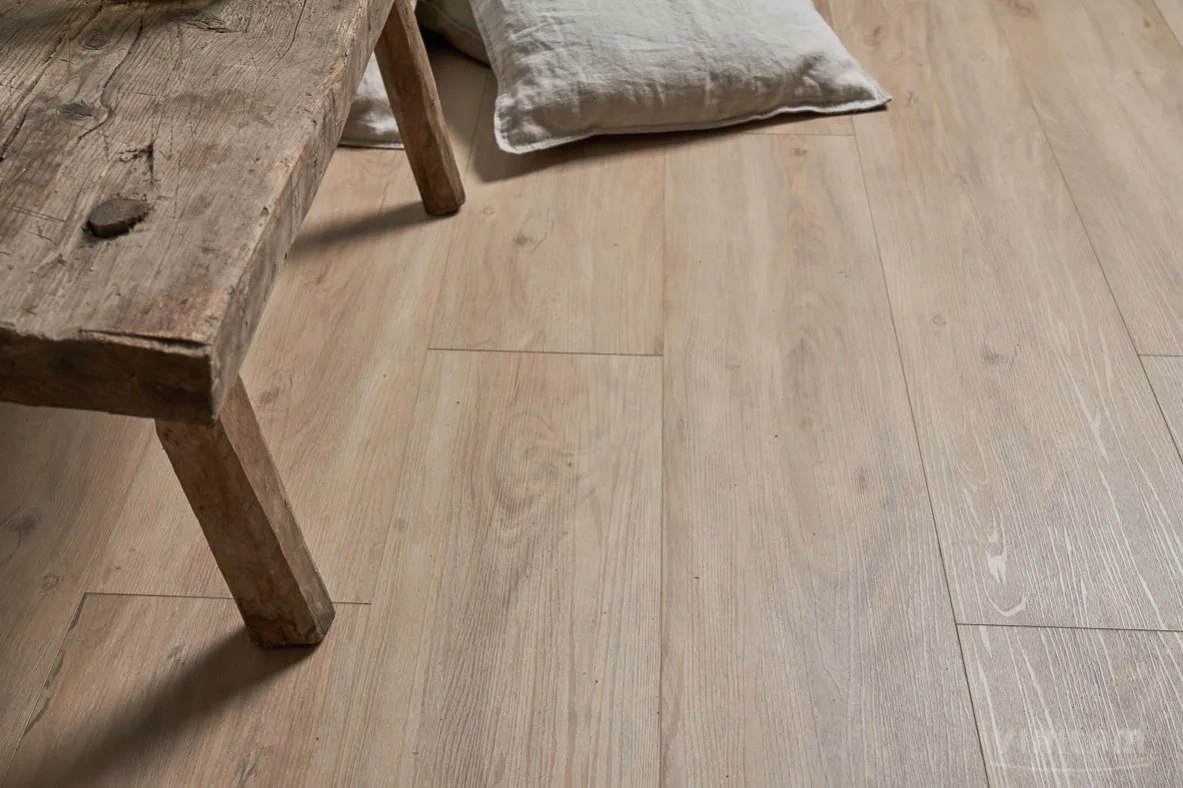 Кварцвиниловый SPC ламинат Vinilam Cork Дуб Батис 10099V 1220×227×7