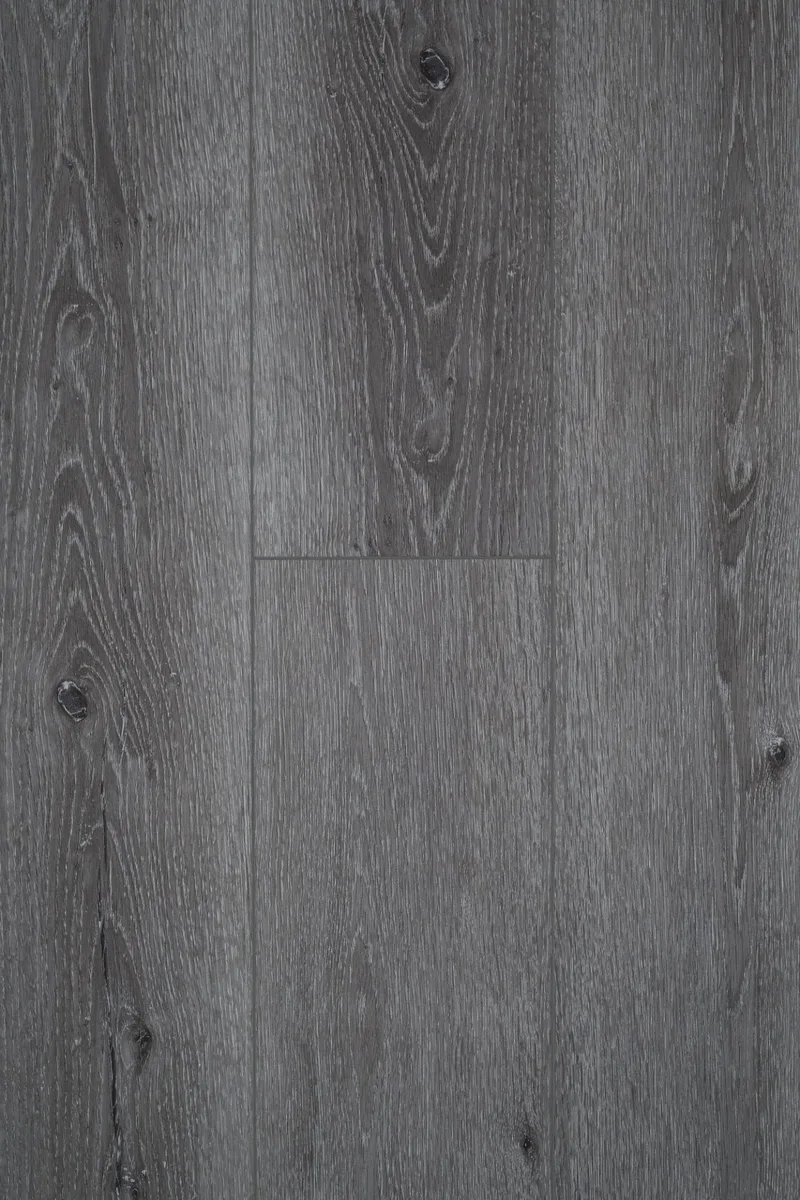 Кварцвиниловый SPC ламинат Damy Floor Family Дуб Сильвер T7020-23 1220×180×4