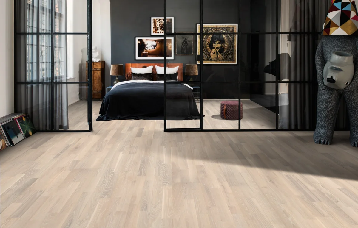 Паркетная доска Kahrs Гармония Дуб Светлый Pale 153N5BEKP1KW240 Variation 2423×200×15