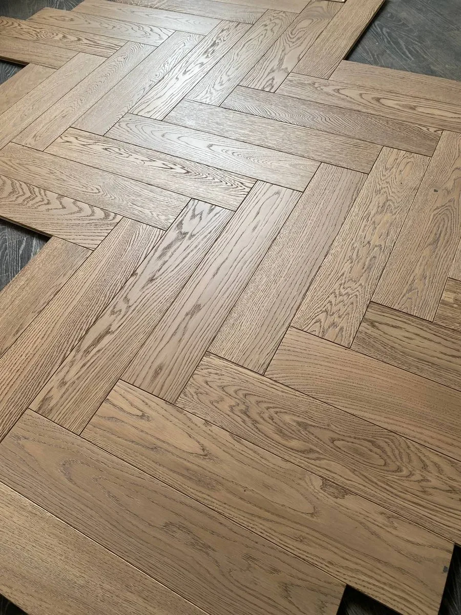 Инженерная доска Епаркет Дуб Шуя натур УФ лак венгерская елка 540×90×15