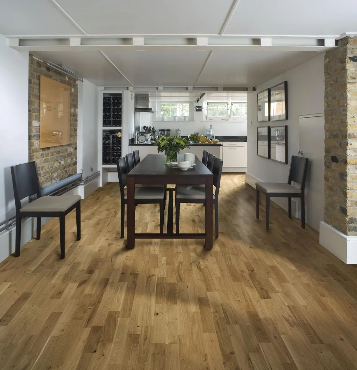 Паркетная доска Kahrs Европейская Дуб Арденны Ardenne 153N66EK09KW240 Lively 2423×200×15