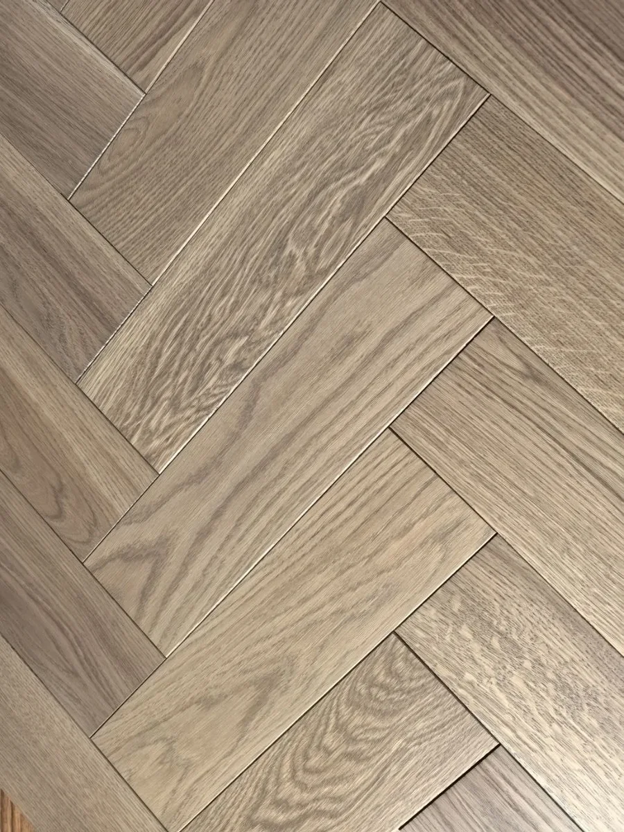 Инженерная доска Епаркет Дуб Северный селект лак венгерская елка 540×90×15