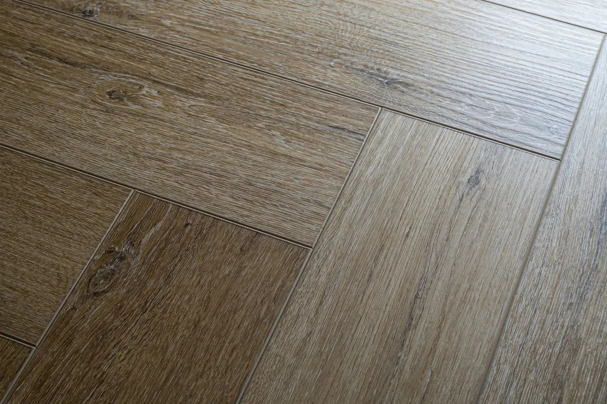 Кварцвиниловая плитка Damy Floor клеевая London LVT Эдинбург 191023EL-13-LVT венгерская елка 590×118×2,5