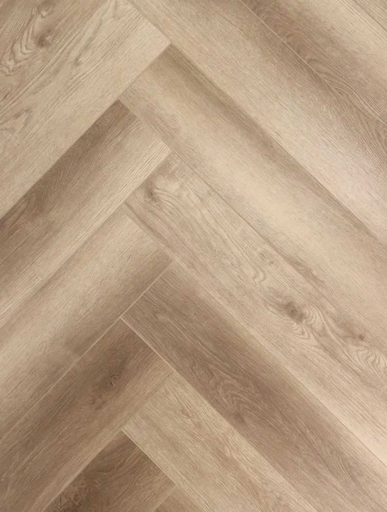 Кварцвиниловый SPC ламинат Cronafloor Herringbone 2.0 Дуб Лимож H020 венгерская елка 640×128×4,5