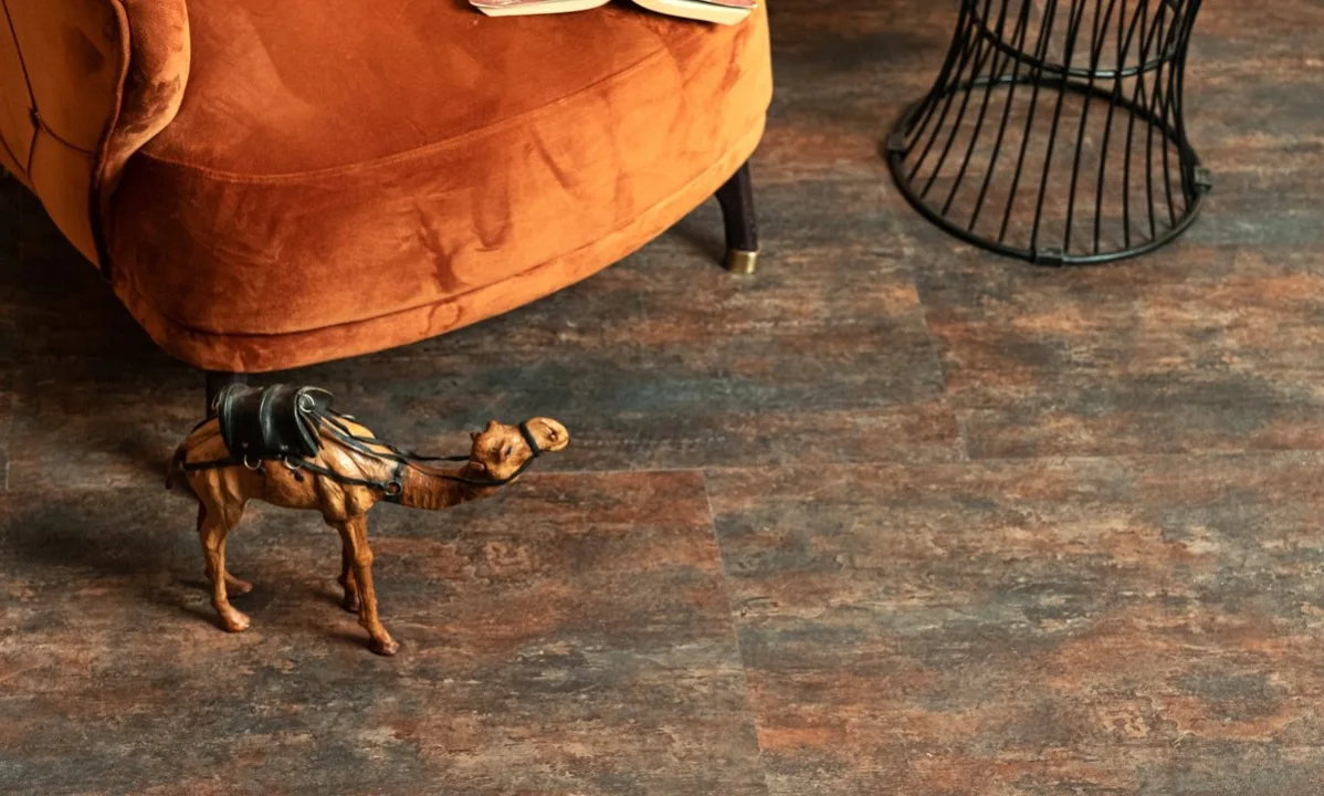 Кварцвиниловый SPC ламинат Vinilam Ceramo Stone Керамическая Сталь 71617 940×470×8