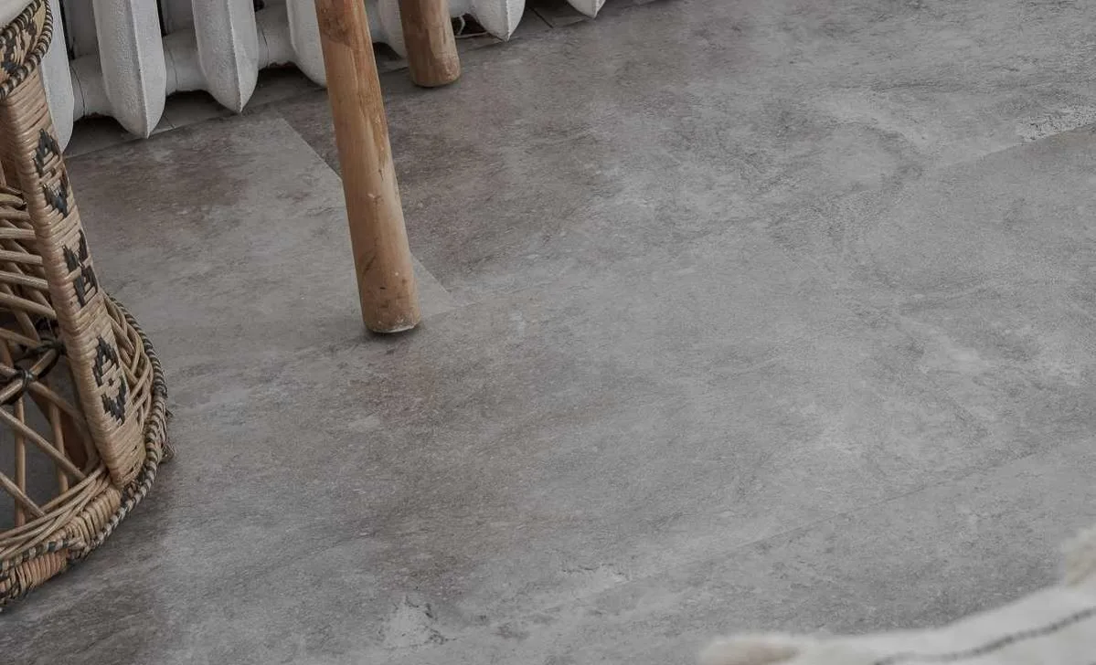 Кварцвиниловый SPC ламинат Vinilam Ceramo Stone Сланцевый Камень 61605 940×470×8