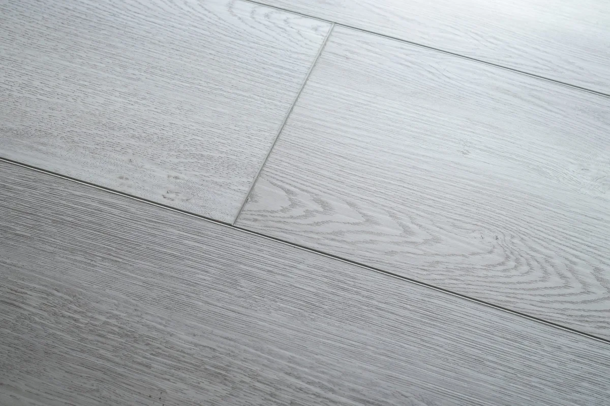 Кварцвиниловый SPC ламинат Damy Floor Family Дуб Зимний TCM304-3 1220×180×4,2