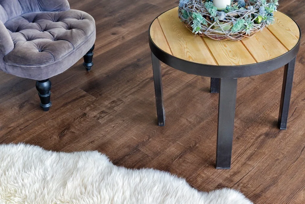 Кварцвиниловый SPC ламинат Alpine Floor Real Wood Дуб Мокка ECO 2-2 1220×183×6