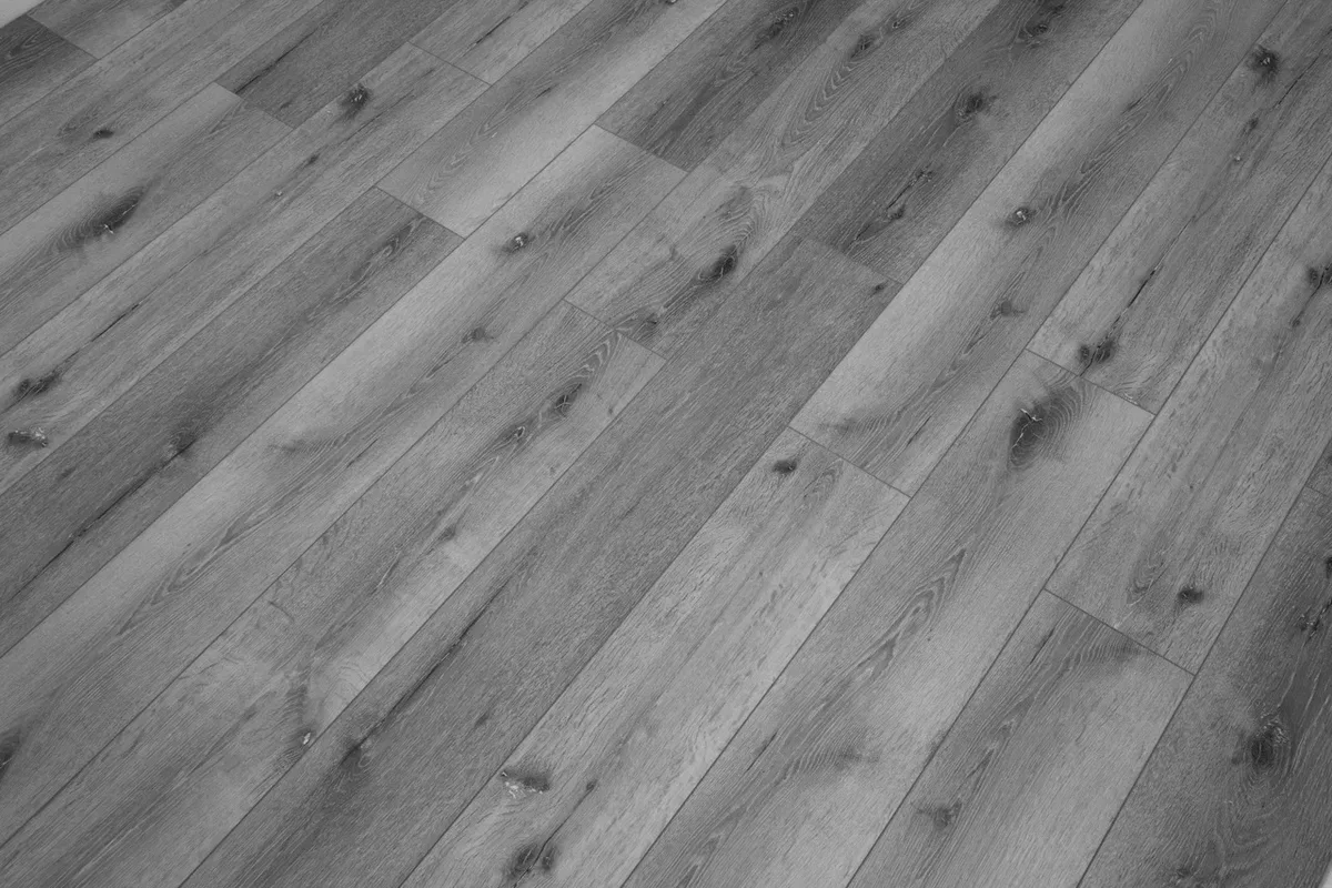 Кварцвиниловая плитка Damy Floor клеевая Family LVT Дуб Сильвер T7020-23-LVT 1227×187×2,5