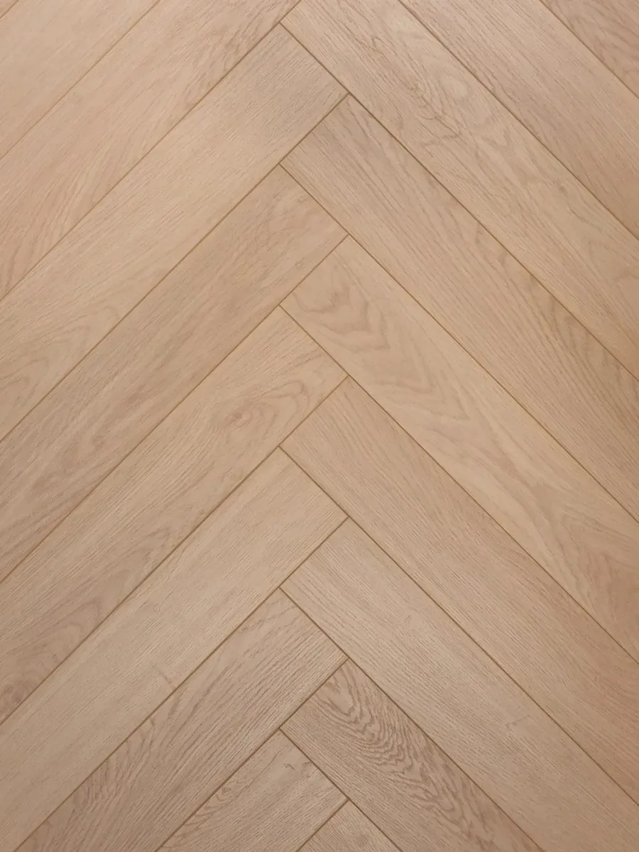 Ламинат My Step Herringbone 8 Дуб Руан MS4308 венгерская елка 600×100×8