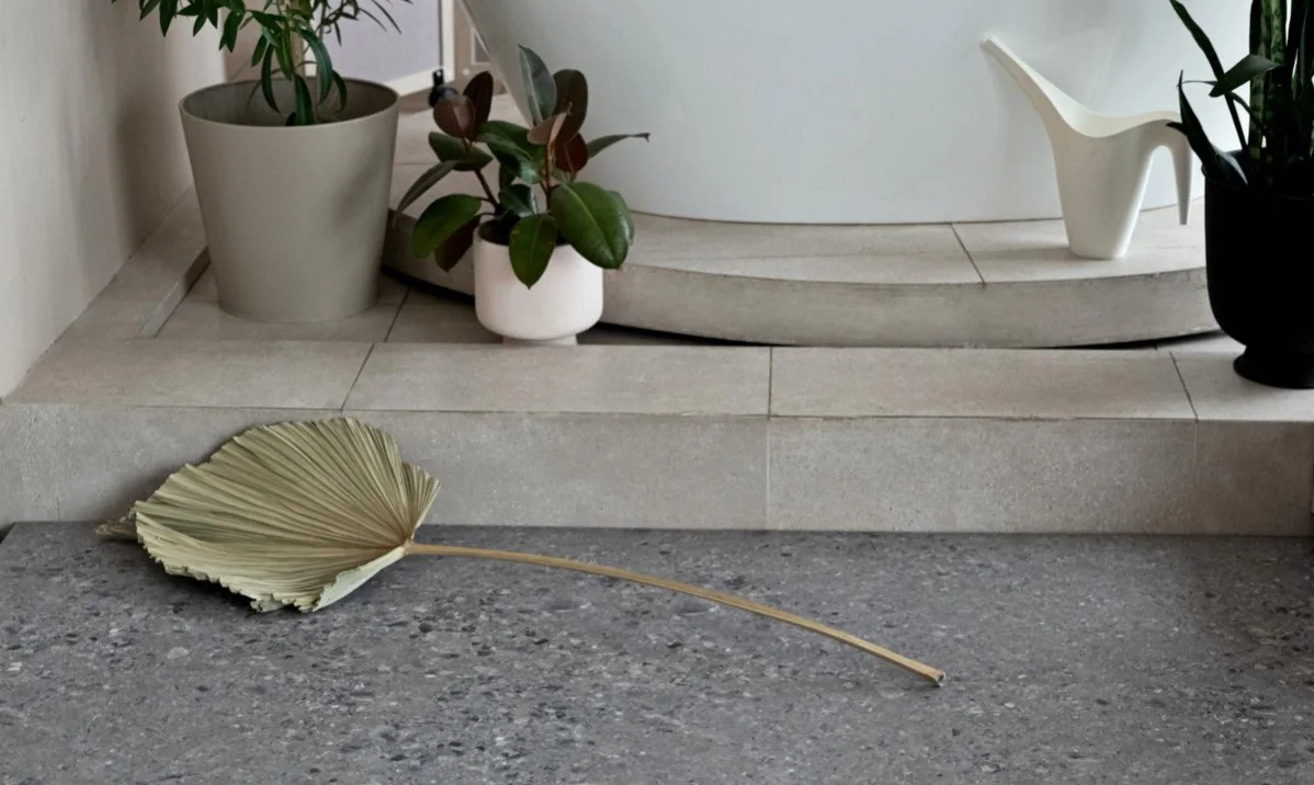 Кварцвиниловый SPC ламинат Vinilam Ceramo Stone Терраццо 71613 940×470×8
