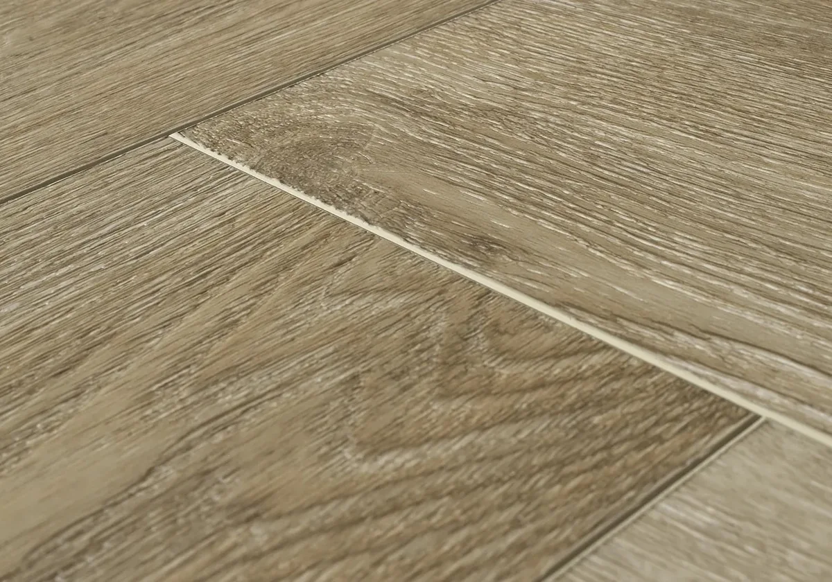 Кварцвиниловый SPC ламинат Alpine Floor Parquet Premium Дуб Ваниль Селект ECO 19-3 венгерская елка 600×125×8