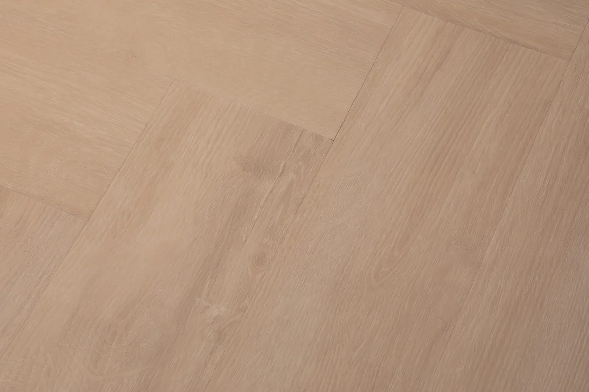 Кварцвиниловая плитка Vinilam клеевая Vinilpol Herringbone Glue Паркет Руссо 9966 венгерская елка 609,6×152,4×2,5