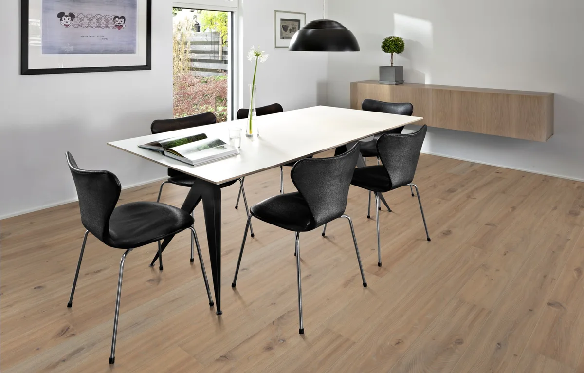 Паркетная доска Kahrs Смоланд Дуб Мере More 151NCSEK03KW240 Dynamic 2420×187×15