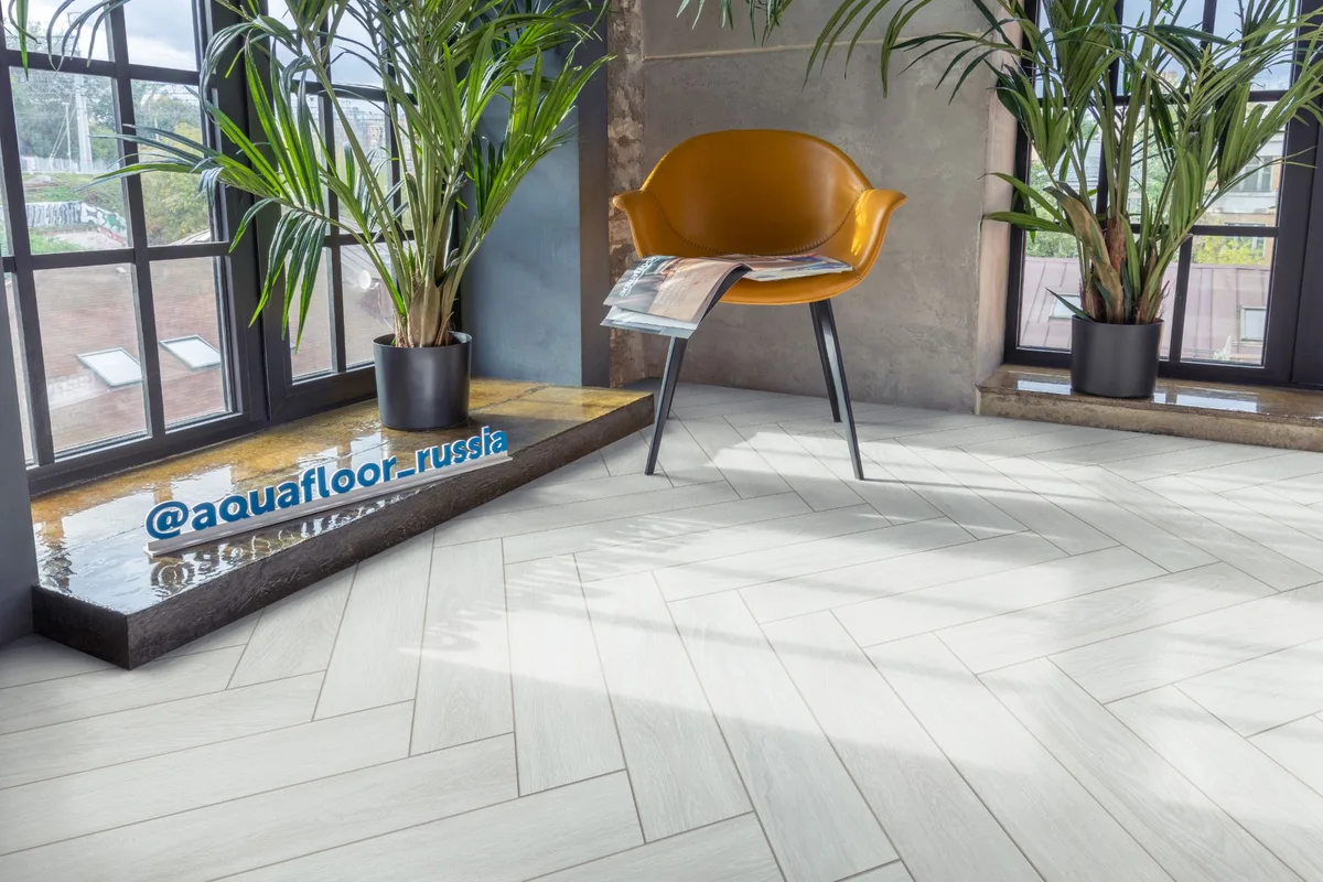 Кварцвиниловый SPC ламинат Aquafloor Space Parquet Light AF4511PQL венгерская елка 610×122×4,5