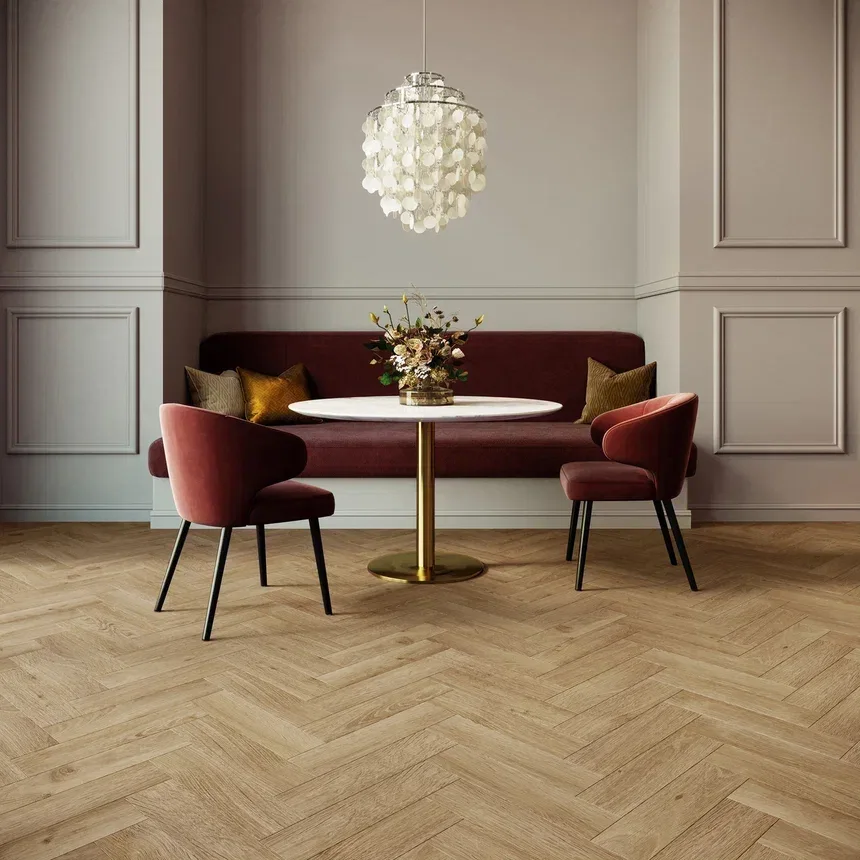 Кварцвиниловая плитка Invictus клеевая Maximus Herringbone Highland Oak Classic венгерская елка 749×150×2,5