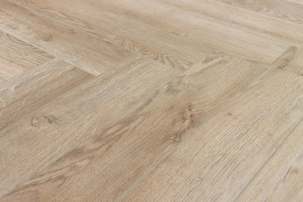 Кварцвиниловый SPC ламинат Cronafloor Herringbone Дуб Лилль H007 венгерская елка 640×128×4,5