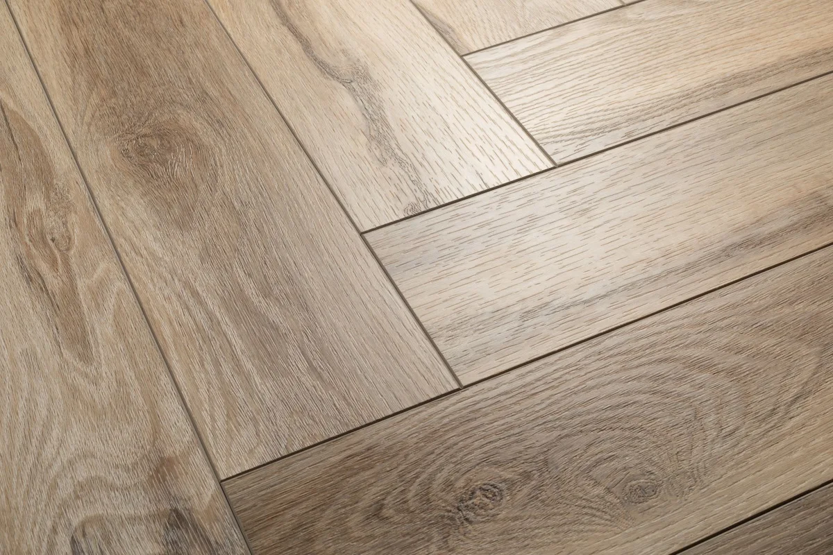 Кварцвиниловый SPC ламинат Aquafloor Space Parquet Light AF4502PQL венгерская елка 610×122×4,5