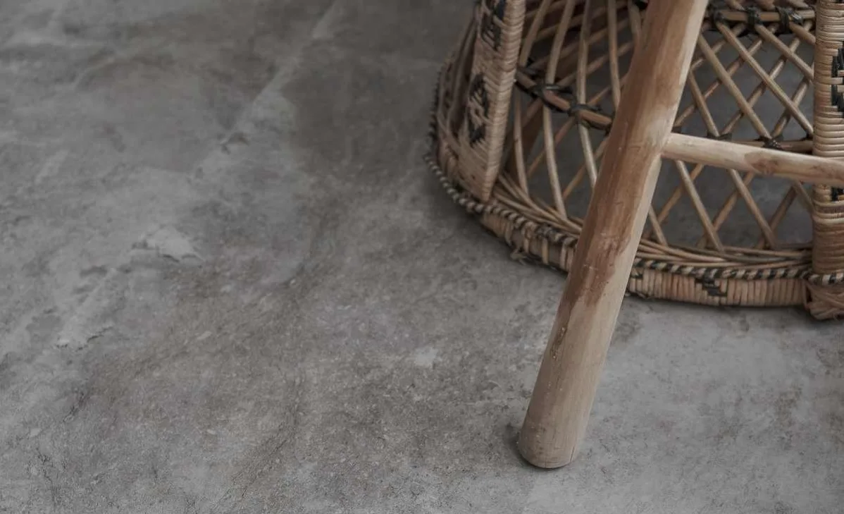 Кварцвиниловый SPC ламинат Vinilam Ceramo Stone Сланцевый Камень 61605 940×470×8