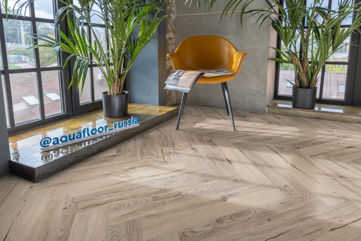Кварцвиниловая плитка Aquafloor клеевая Parquet Glue AF2512PG венгерская елка 610×122×2,5
