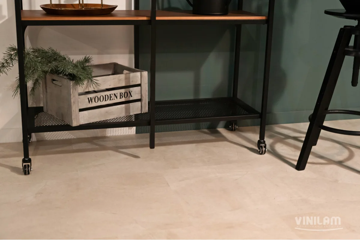 Кварцвиниловая плитка Vinilam клеевая Ceramo Stone Glue Бетон Белый 71615 950×475×2,5