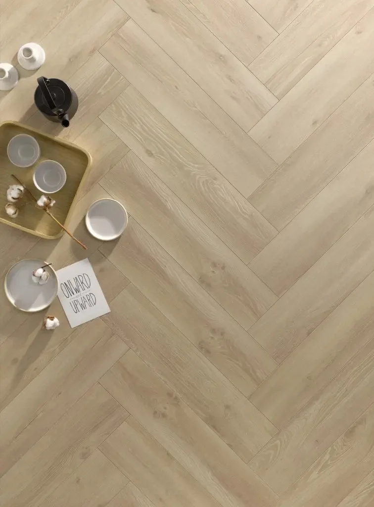 Ламинат Homflor Herringbone 8 BR Galaxy 706 венгерская елка 644×143×8