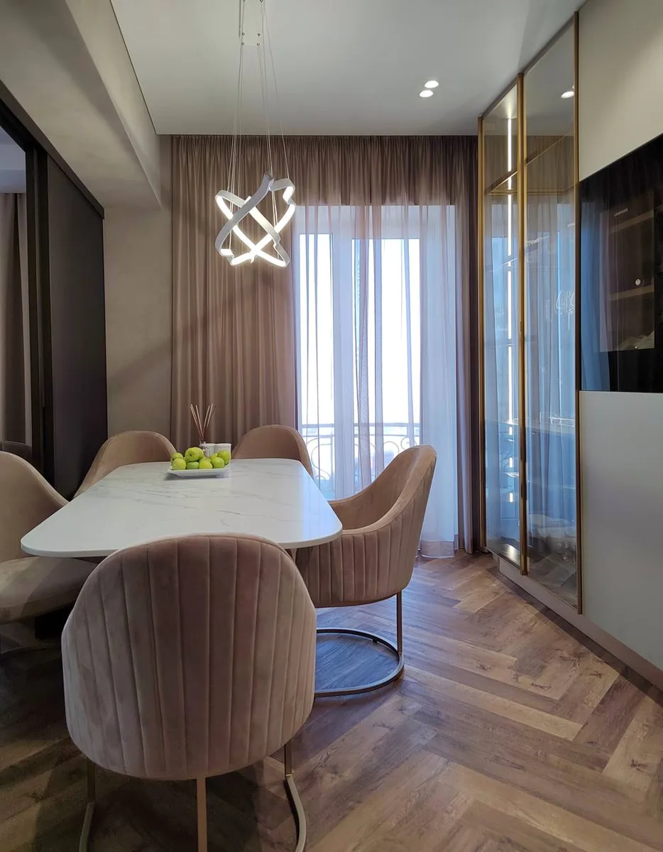 Кварцвиниловый SPC ламинат Vinilam Parquet Herringbone Паркет Версальский IS11177 венгерская елка 720×120×6,5