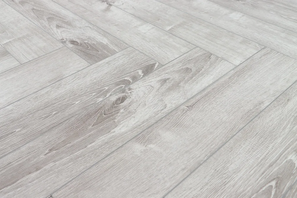 Кварцвиниловый SPC ламинат Cronafloor Herringbone Дуб Страсбург H005 венгерская елка 640×128×4,5