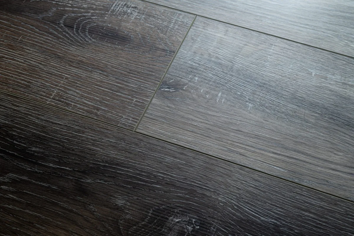 Кварцвиниловый SPC ламинат Damy Floor Family Дуб Рустикальный Черный TCM369-7 1220×180×4