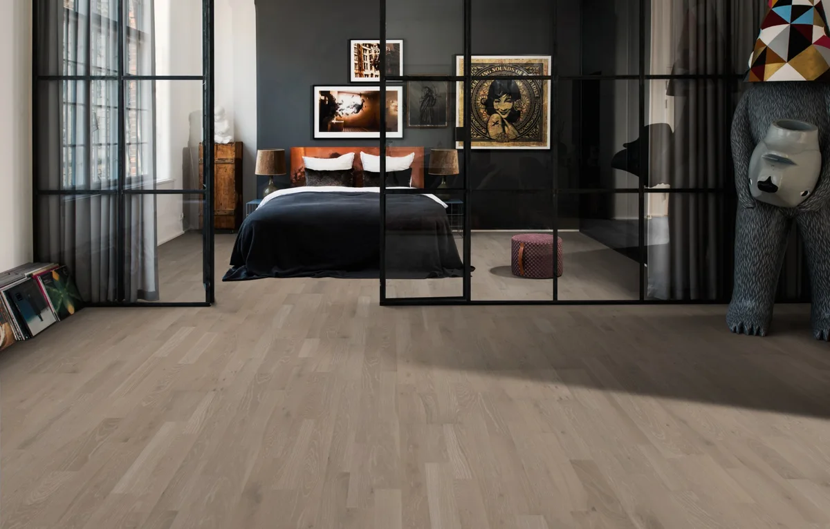 Паркетная доска Kahrs Гармония Дуб Сплав Alloy 153N0BEKD1KW240 Lively 2423×200×15