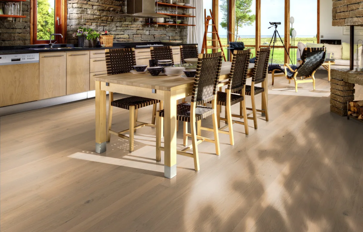 Паркетная доска Kahrs Песочная Дуб Брайтон Brighton 151L87EK0VKW220 Lively 2266×187×15