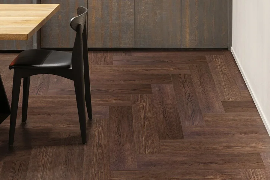 Паркетная доска Auswood Travel Herringbone Oak Rodos NFH397 HB АBСD венгерская елка 600×125×12