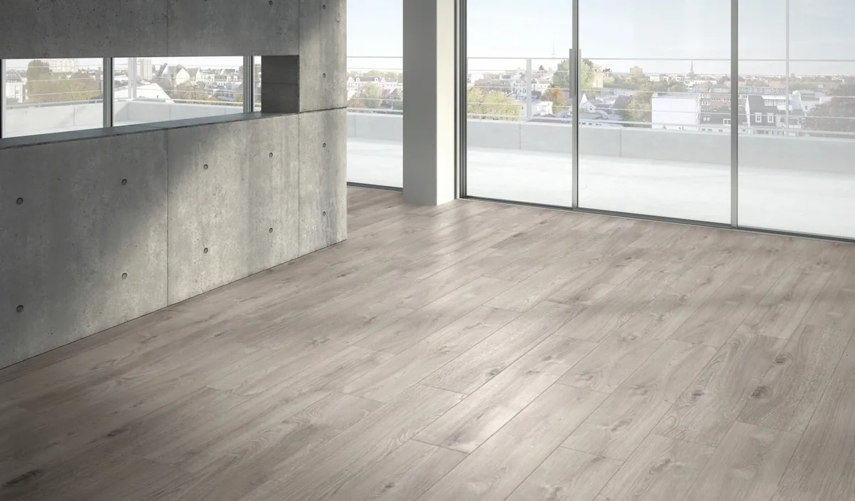Ламинат Parador Basic 600XS Дуб Валери жемчужно-серый выбеленный 1744355 1285×243×8