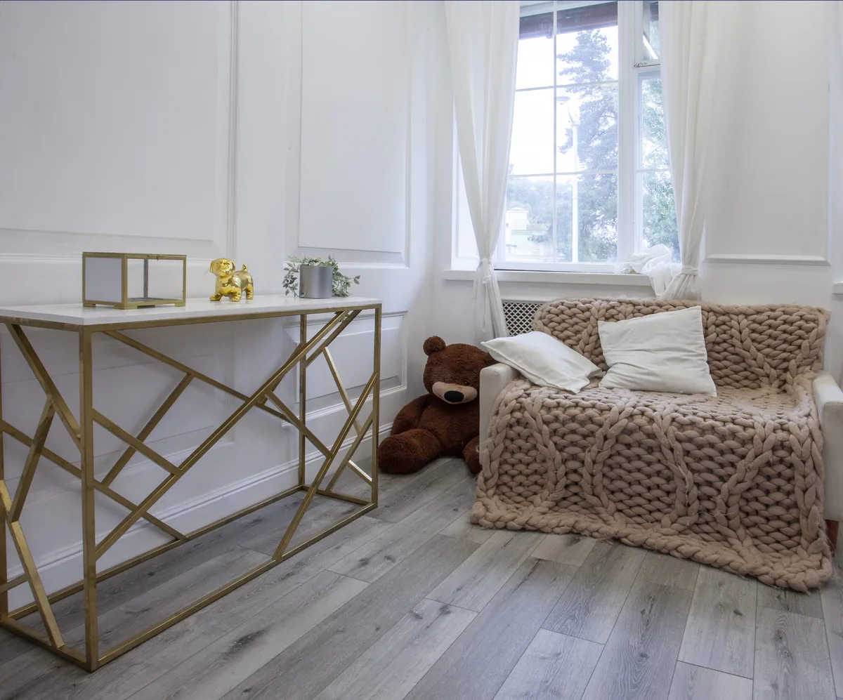 Кварцвиниловая плитка Damy Floor клеевая Family LVT Дуб Состаренный Серый T7020-5D-LVT 1227×187×2,5