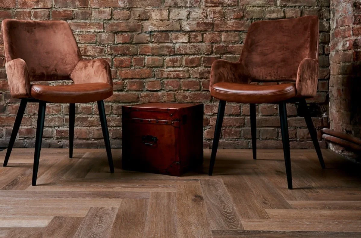 Кварцвиниловый SPC ламинат Vinilam Parquet Herringbone Венецианский Паркет IS11199 венгерская елка 720×120×6,5