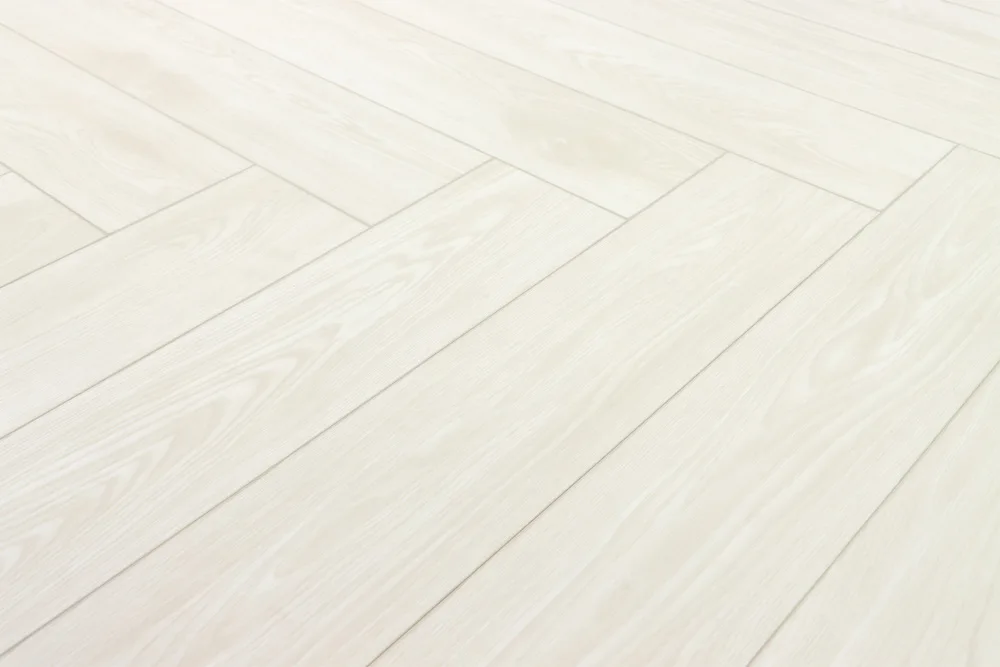 Кварцвиниловый SPC ламинат Cronafloor Herringbone Дуб Нант H003 венгерская елка 640×128×4,5