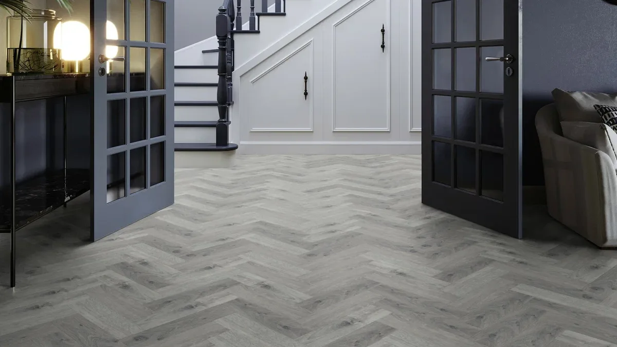 Кварцвиниловая плитка Invictus клеевая Maximus Parquet Highland Oak Frosted венгерская елка 406×102×2,5