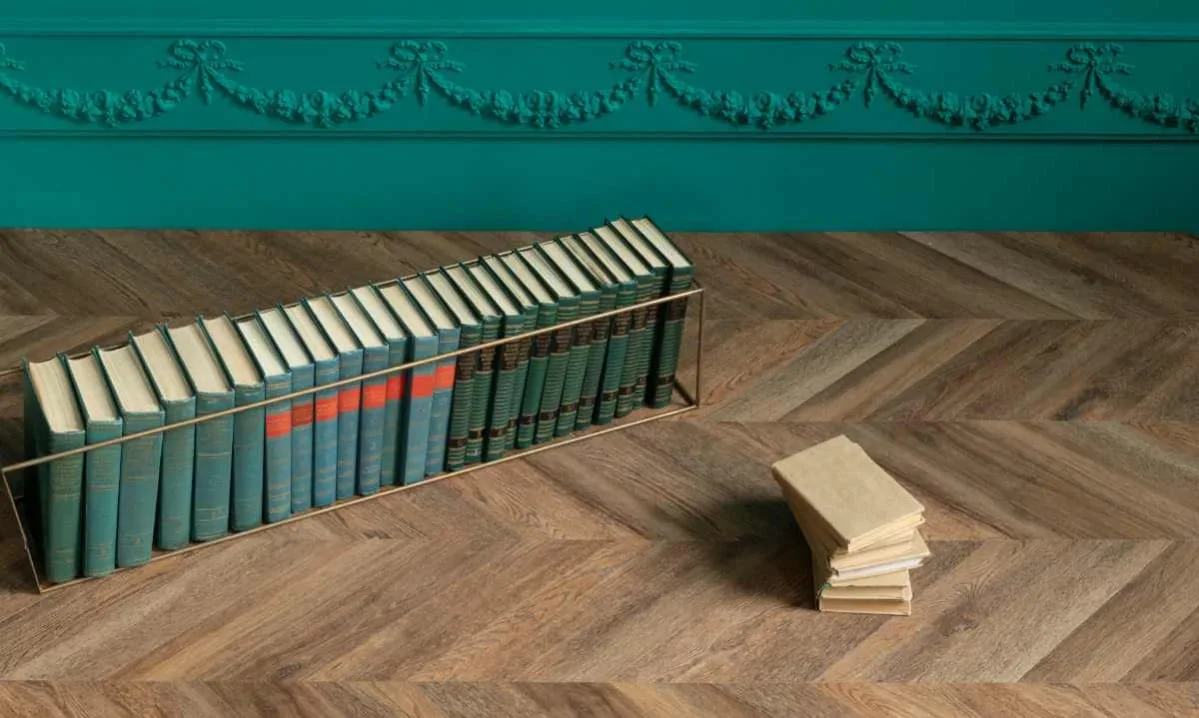 Кварцвиниловая плитка Vinilam клеевая Parquet Chevron Glue Шеврон Нормандия RI153610CL4 французская елка 690×115×2,5