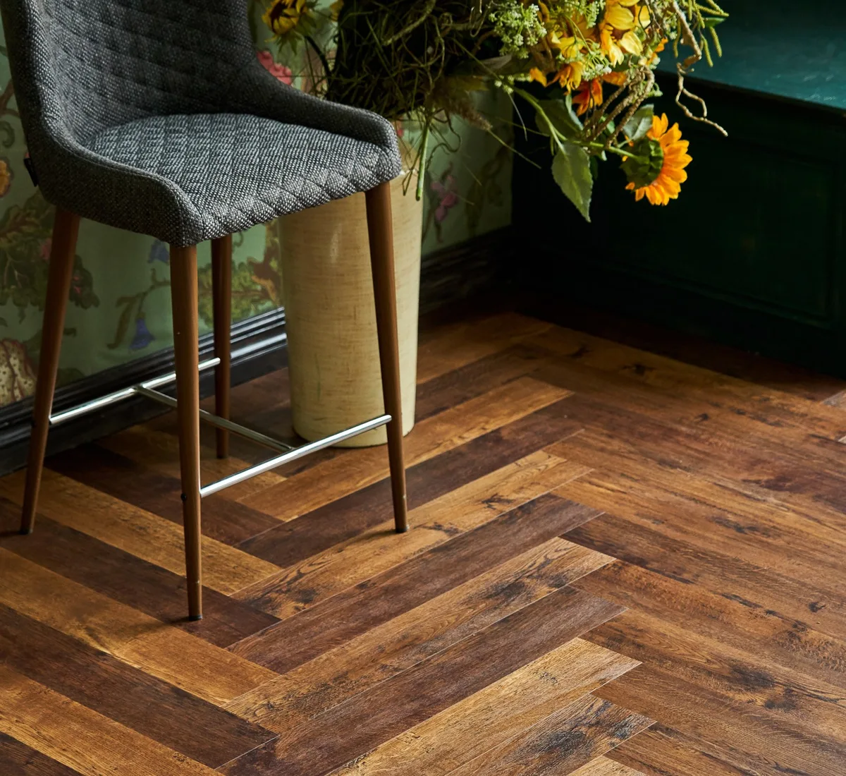 Кварцвиниловая плитка Vinilam клеевая Parquet Herringbone Glue Паркет Парижский GD11155 венгерская елка 762×152,4×2,5