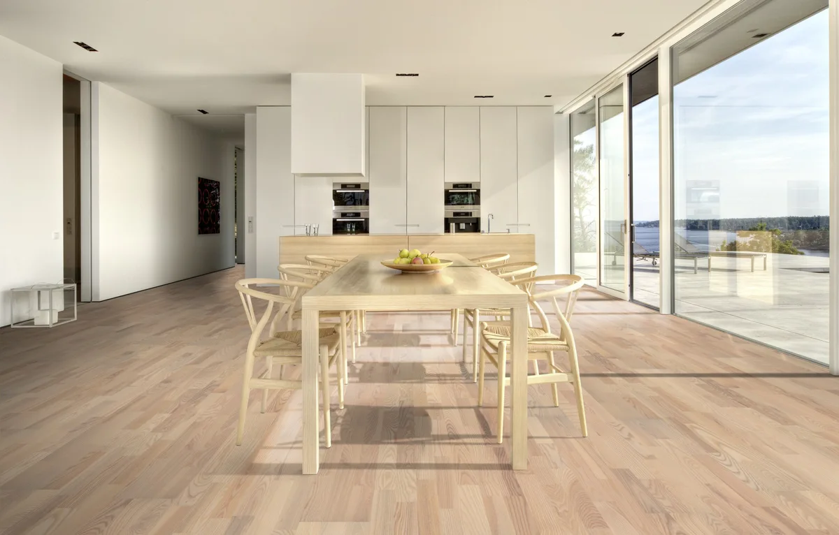 Паркетная доска Kahrs Трес Ясень Сериале Ceriale 133NACAK1VKW240 Variation 2423×200×13