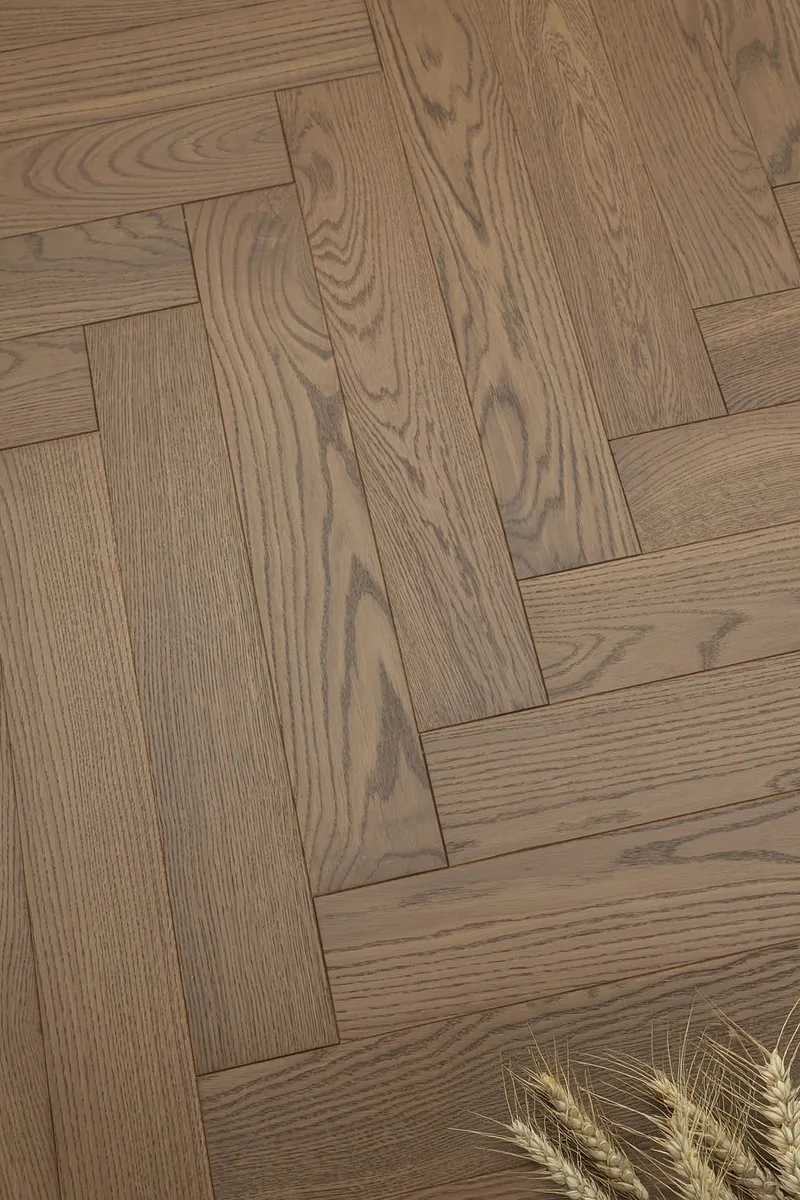 Паркетная доска Karelia Herringbone Дуб Craft HB 1019ABHB8CRAF111 Natur венгерская елка 600×100×14