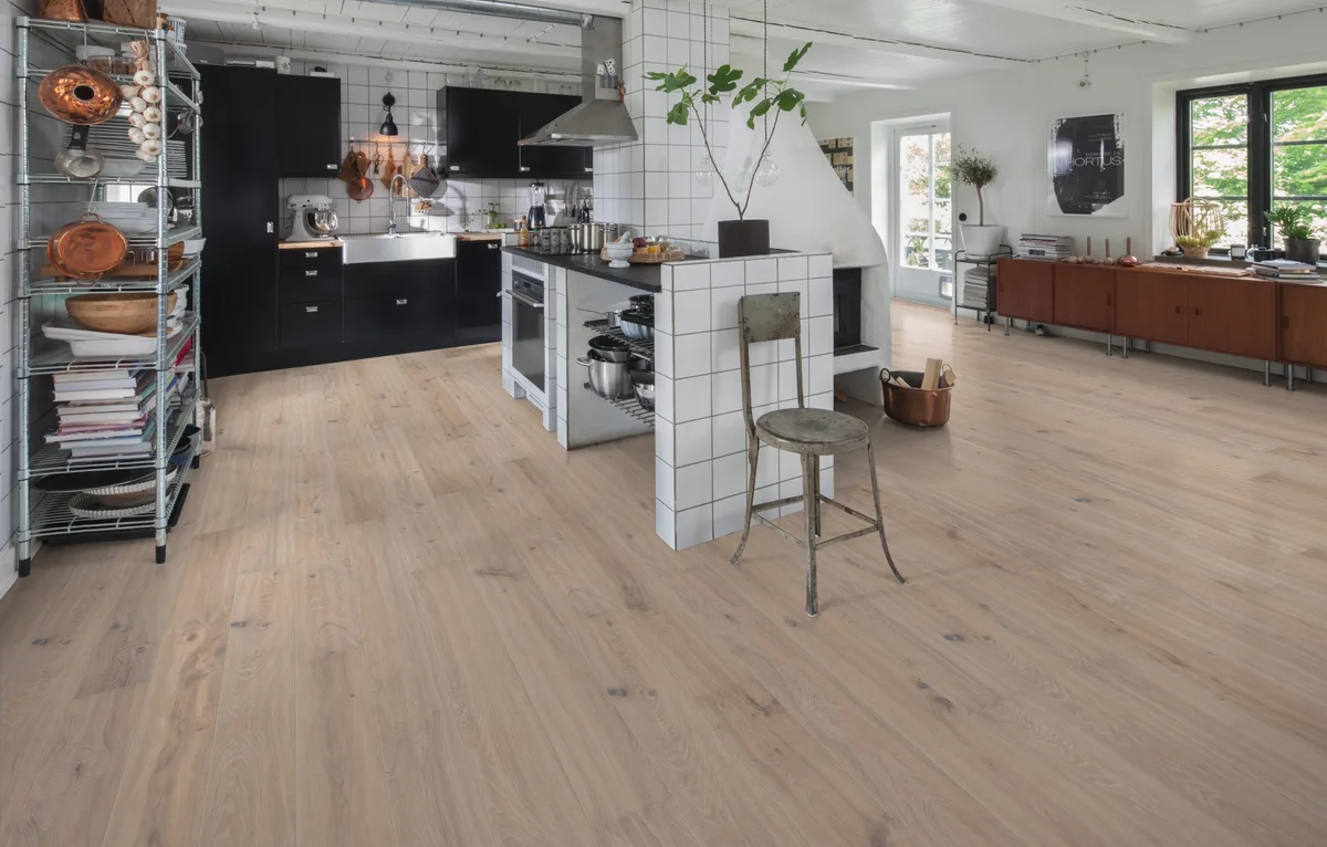 Паркетная доска Kahrs Смоланд Дуб Виста Vista 151NCSEK02KW240 Dynamic 2420×187×15