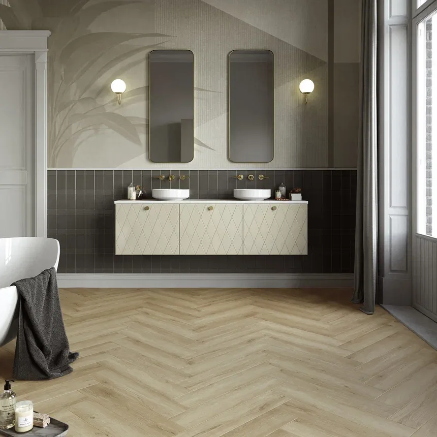 Кварцвиниловый SPC ламинат Invictus Maximus Herringbone River Oak Silt венгерская елка 743×145×5