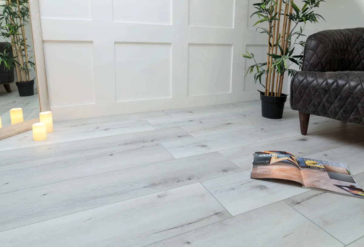 Кварцвиниловый SPC ламинат Aquafloor RealWood XL AF8006XL 1524×228×8